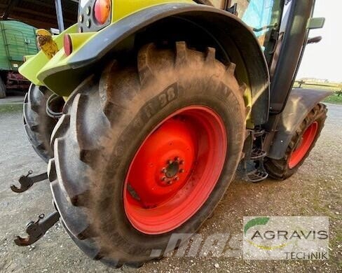 CLAAS ARION 420 CIS Traktorit