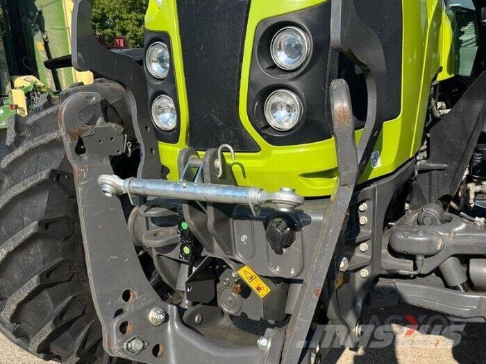 CLAAS Arion 430 Tractors