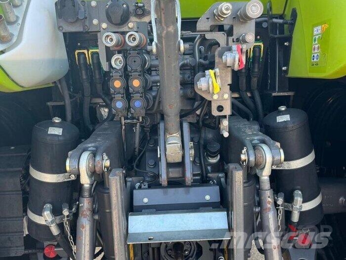 CLAAS Arion 430 Tractors