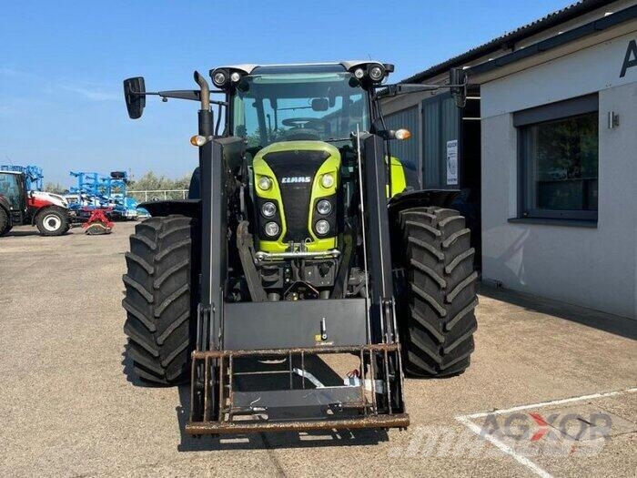 CLAAS Arion 430 Tractors
