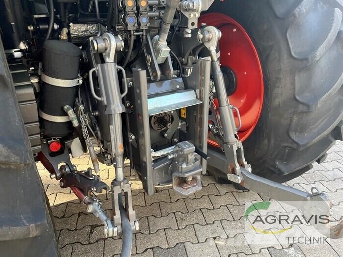 CLAAS ARION 470 CIS STAGE V Traktorer