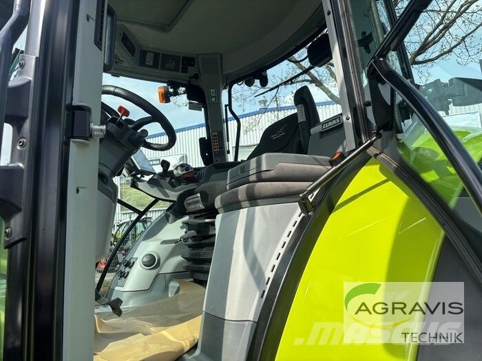 CLAAS ARION 550 CMATIC CEBIS 트랙터