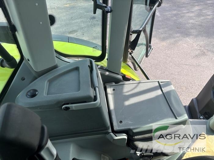 CLAAS ARION 550 CMATIC CEBIS 트랙터