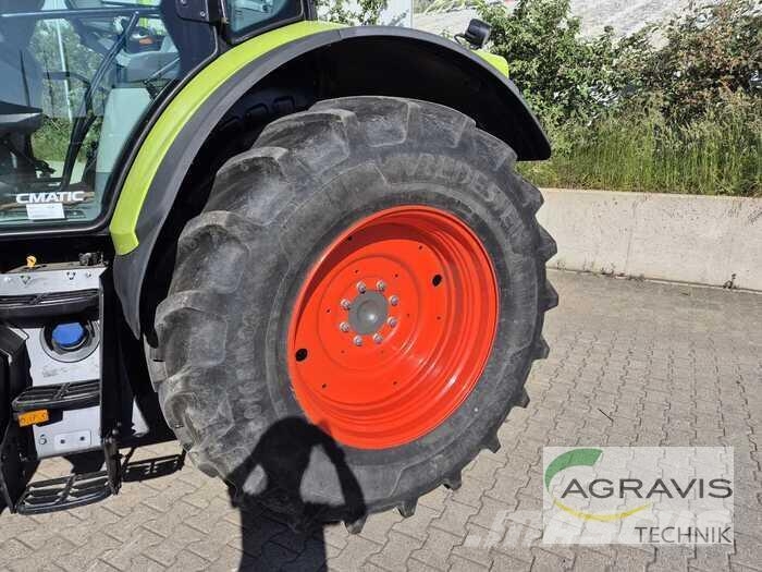 CLAAS ARION 550 CMATIC CEBIS Tractoren