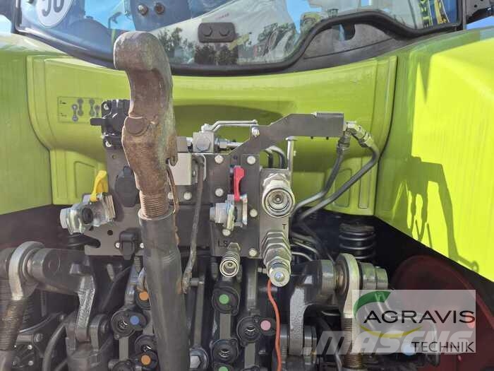 CLAAS ARION 550 CMATIC CEBIS Tractoren