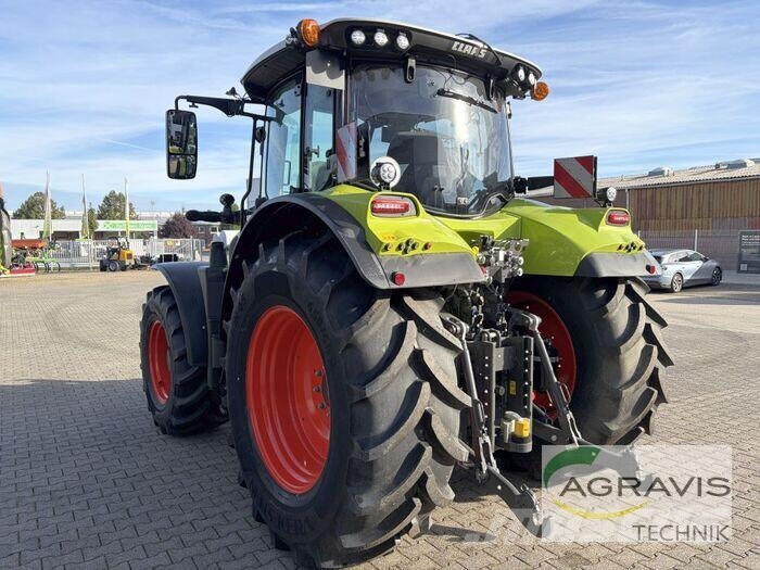 CLAAS ARION 550 CMATIC CEBIS Tractores