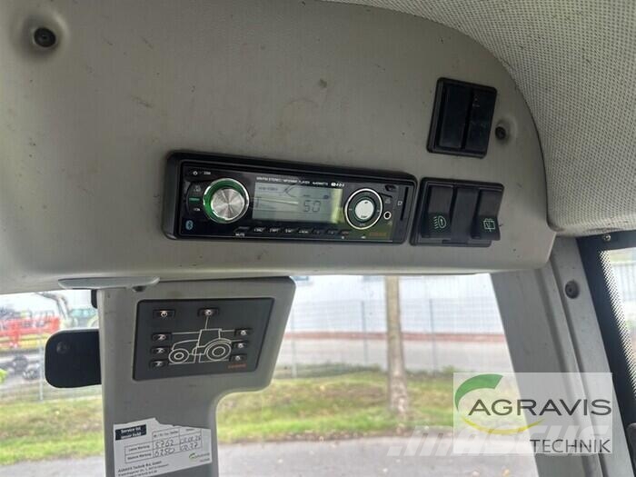 CLAAS ARION 620 CIS Traktory