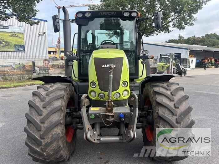 CLAAS ARION 620 CIS Traktory