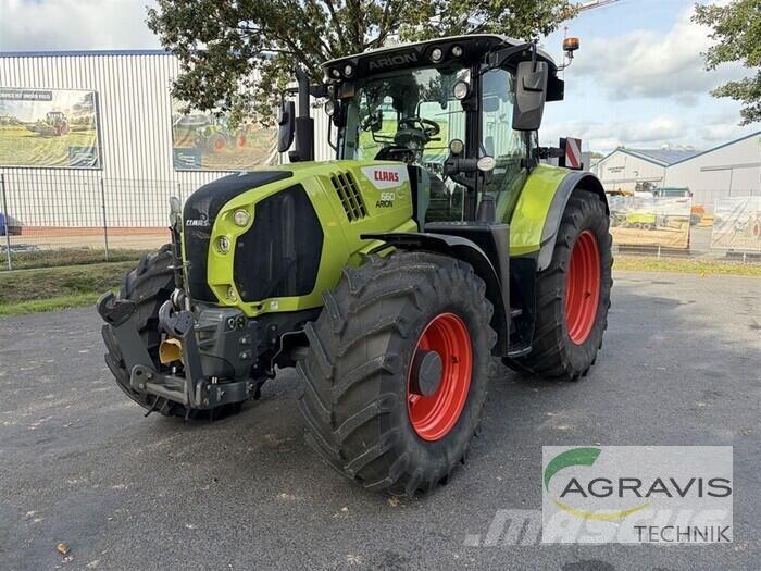 CLAAS ARION 660 CMATIC CEBIS Traktory