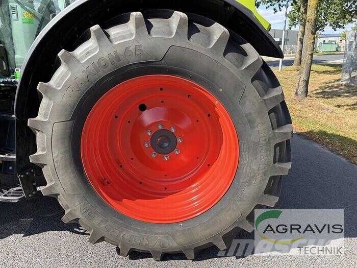 CLAAS ARION 660 CMATIC CEBIS Traktory