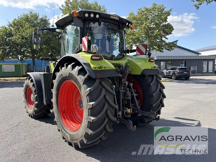 CLAAS ARION 660 CMATIC CEBIS Traktory