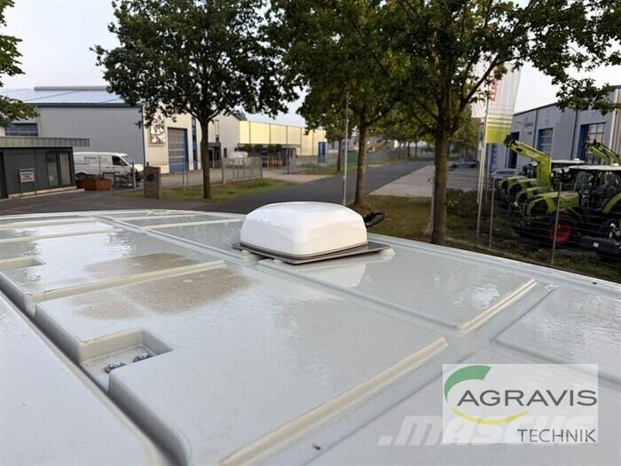 CLAAS ARION 660 CMATIC CEBIS Trattori