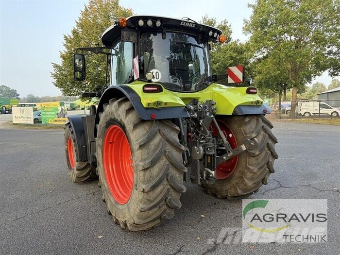 CLAAS ARION 660 CMATIC CEBIS Trattori