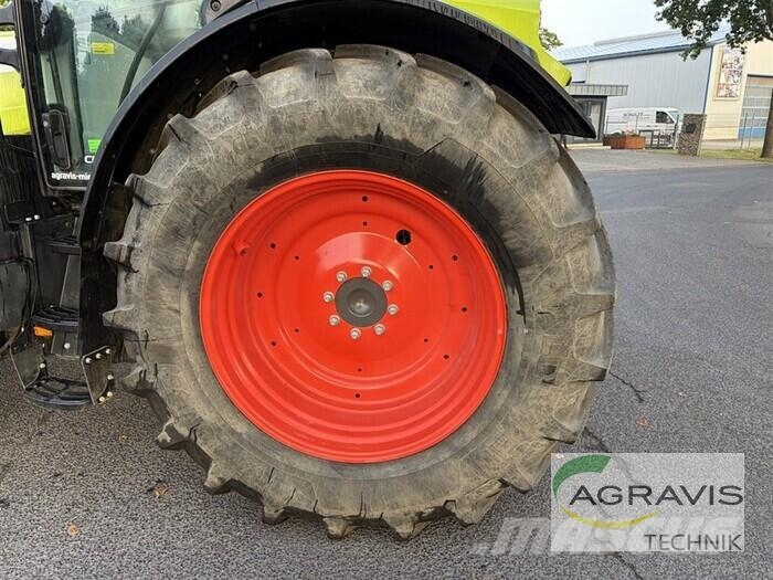 CLAAS ARION 660 CMATIC CEBIS Trattori