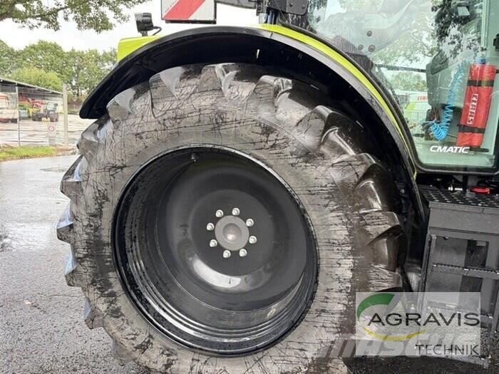 CLAAS ARION 660 CMATIC CEBIS Traktoren