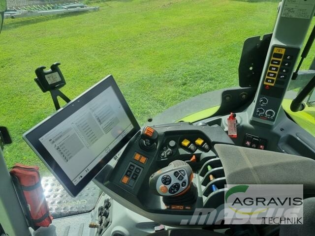 CLAAS AXION 810 CMATIC CEBIS 트랙터