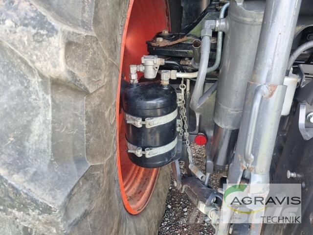 CLAAS AXION 810 CMATIC CEBIS Traktori