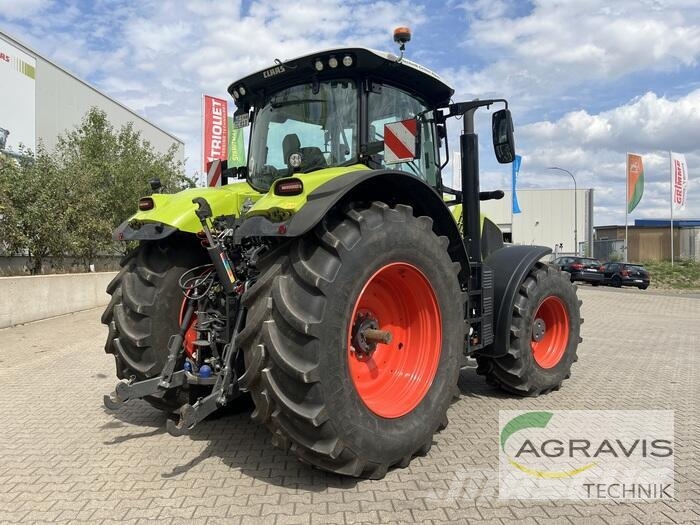 CLAAS AXION 810 CMATIC CEBIS Traktori