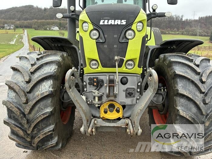 CLAAS AXION 810 CMATIC CEBIS Traktoren