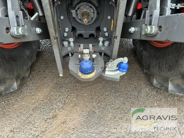 CLAAS AXION 810 CMATIC CEBIS Traktoren