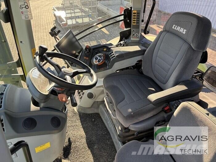 CLAAS AXION 810 CMATIC CEBIS الجرارات