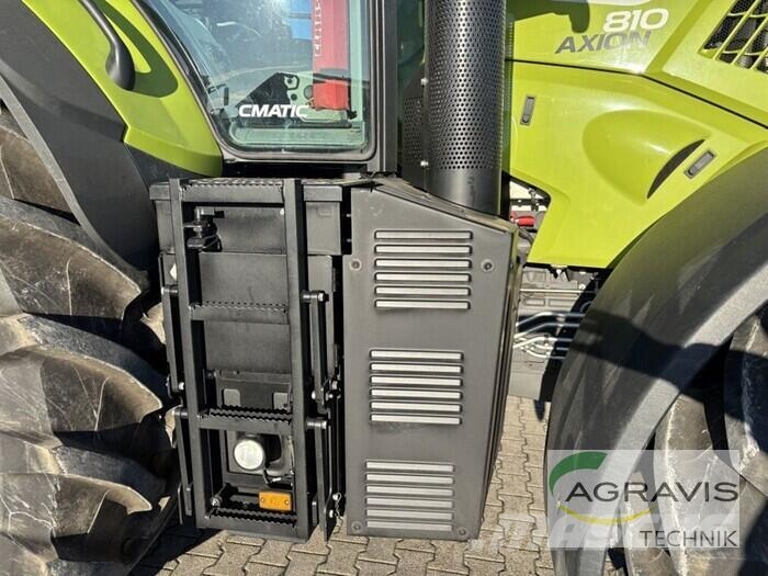 CLAAS AXION 810 CMATIC CEBIS الجرارات