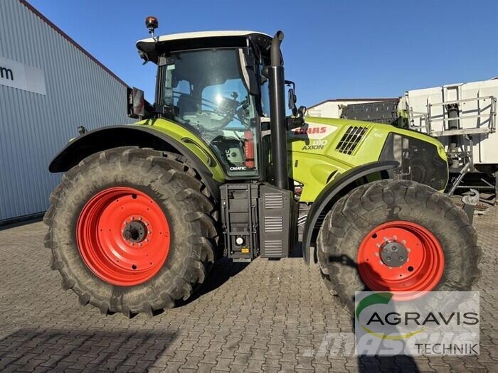 CLAAS AXION 810 CMATIC CEBIS الجرارات