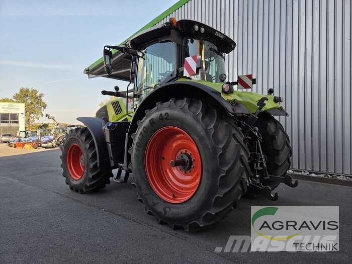 CLAAS AXION 810 CMATIC CEBIS Traktoren