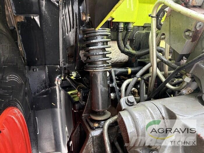 CLAAS AXION 810 CMATIC TIER 4F 트랙터