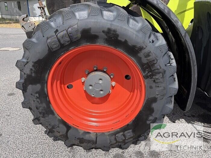 CLAAS AXION 810 CMATIC TIER 4F 트랙터