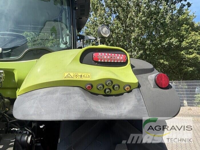 CLAAS AXION 810 CMATIC TIER 4F الجرارات