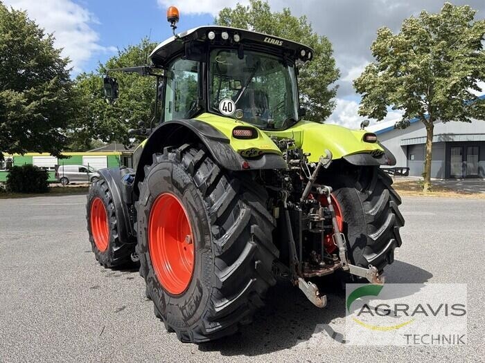 CLAAS AXION 810 CMATIC TIER 4F 트랙터