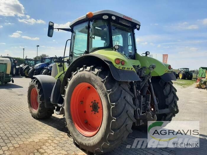 CLAAS AXION 810 CMATIC TIER 4I Traktorit