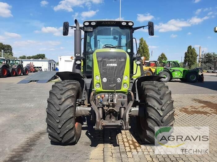 CLAAS AXION 810 CMATIC TIER 4I Traktorit