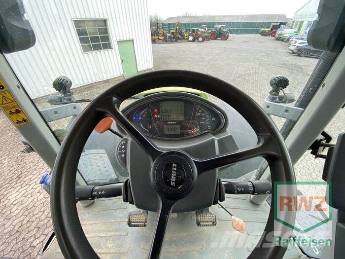 CLAAS Axion 870 Cmatic 트랙터