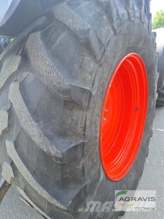 CLAAS AXION 870 CMATIC Traktorji