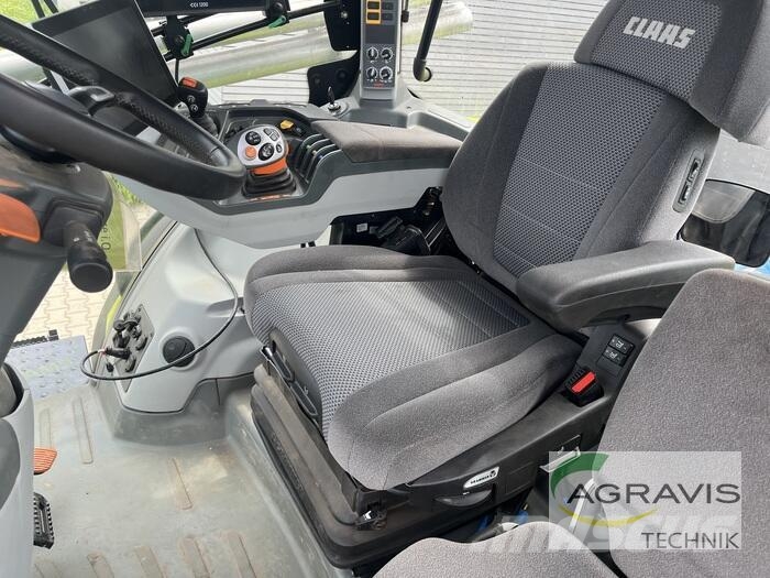 CLAAS AXION 870 CMATIC CEBIS 트랙터