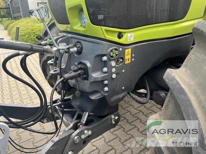 CLAAS AXION 870 CMATIC CEBIS 트랙터