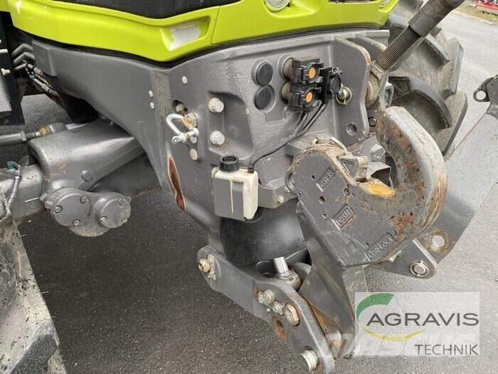 CLAAS AXION 870 CMATIC CEBIS الجرارات