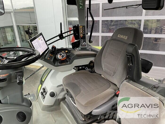 CLAAS AXION 870 CMATIC CEBIS الجرارات