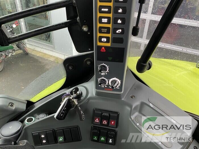 CLAAS AXION 870 CMATIC CEBIS الجرارات