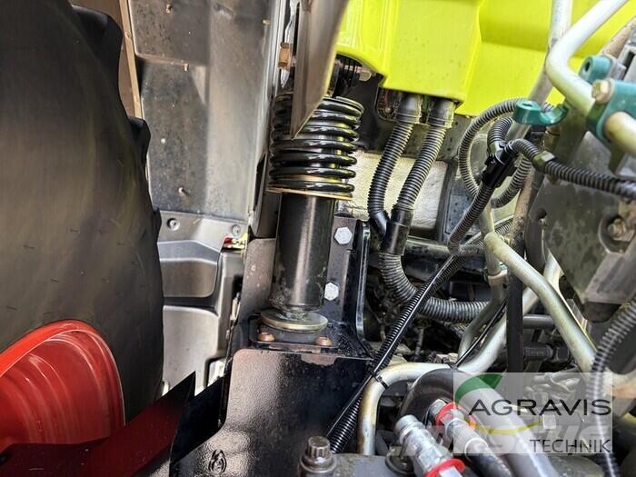 CLAAS AXION 920 CMATIC CEBIS الجرارات