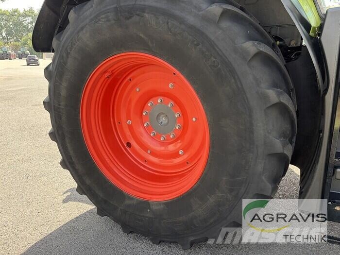 CLAAS AXION 920 CMATIC CEBIS الجرارات