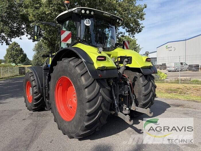 CLAAS AXION 920 CMATIC CEBIS الجرارات