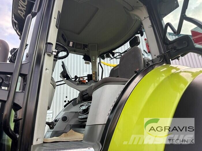 CLAAS AXION 940 CMATIC CEBIS الجرارات