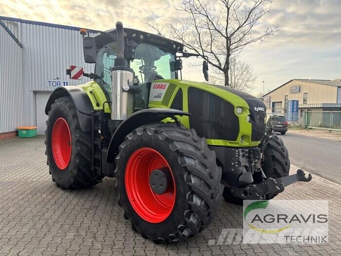 CLAAS AXION 940 CMATIC CEBIS الجرارات