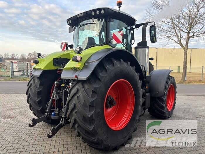 CLAAS AXION 940 CMATIC CEBIS الجرارات