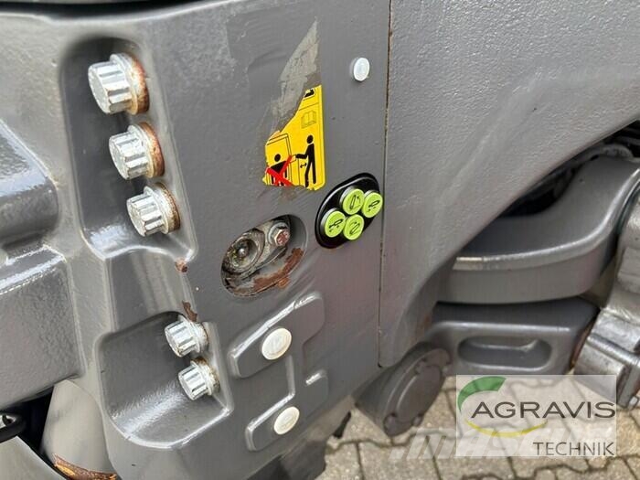 CLAAS AXION 940 CMATIC CEBIS الجرارات