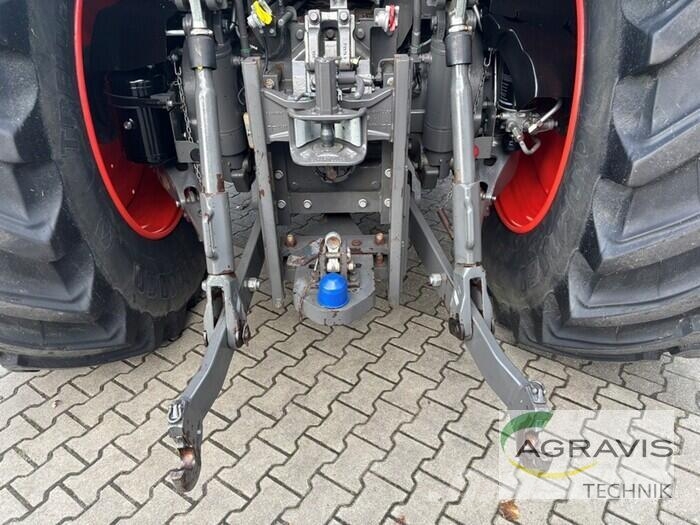 CLAAS AXION 940 CMATIC CEBIS الجرارات