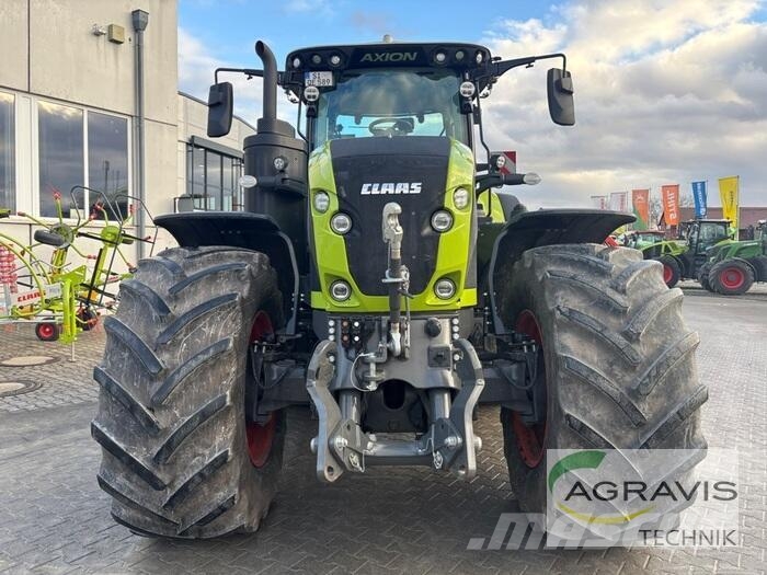 CLAAS AXION 960 CMATIC CEBIS Tractors
